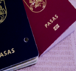 Как поменять фамилию в паспорте?