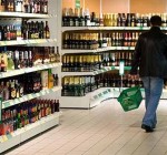 Возврат: алкоголь в Литве по-прежнему будут продавать до 22 часов