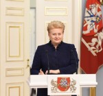 Президент Литвы: "Аграрии", выбравшие в партнеры ЛСДП, берут ответственность за управление страной