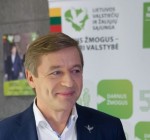 Председателем Литовского союза крестьян и зеленых переизбран Р. Карбаускис