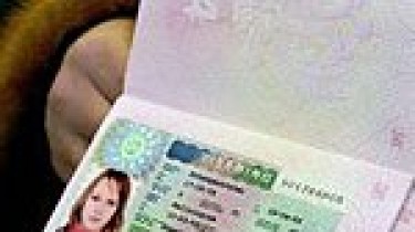 Посольство США в Вильнюсе начинает выдавать «родственные» визы