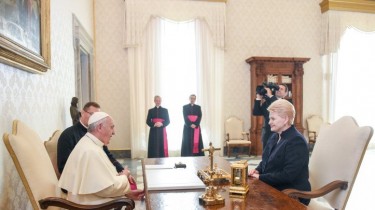 Д. Грибаускайте пригласила папу римского посетить Литву