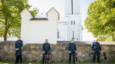 Полицейские всей Литвы почтили память погибшего коллеги