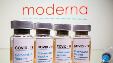 Правительство примет решение о приобретении вакцины от COVID-19 у Moderna