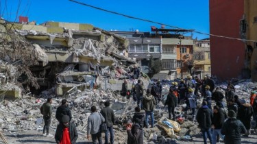 В Турции арестованы 12 человек в связи с обрушением зданий в результате землетрясения