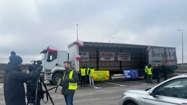 На границе с Польшей движение направляется по более широкой дороге