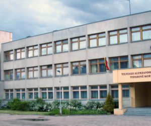 Двум школам нацменьшинств в Литве не разрешили стать полными гимназиями