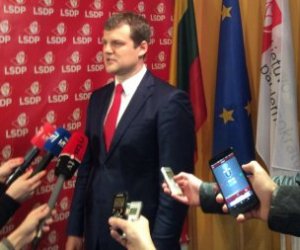 Лидер социал-демократов: у министров и глав комитетов неделя, чтобы определиться с постами
