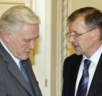 Литовские политики: президент вынужден был подписать Закон об АЭС (продолжение)