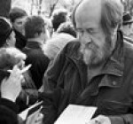 Президент Литвы выразил соболезнования в связи с кончиной писателя А. Солженицына