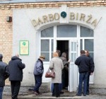 На литовских предприятиях увольняют работников
