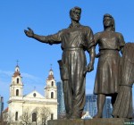 Скульптуры на Зеленом мосту в Вильнюсе будут обновляться