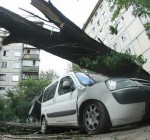 После бури у 13 тыс. пользователей в Литве еще нет электричества