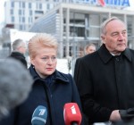 Президент почтила память жертв трагедии в Латвии
