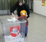 По предварительным данным, на президентских выборах лидирует Д.Грибаускайте