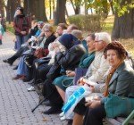 Компенсации пенсий в Литве лишают людей пособий