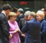 На фоне дискуссии о разноскоростной Европе президент Литвы призывает не менять договоры ЕС