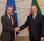 Еврокомиссар Г. Эттингер обещает поддержать Литву по поводу финансирования закрытия ИАЭС