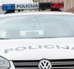 Трое мужчин, пытавшихся скрыться от полиции в Йонишкис, задержаны, четвертый - разыскивается