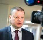Премьер Литвы призывает не спешить с жесткими мерами против СМИ