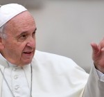 Мир ждет, заговорит ли папа в Литве о скандале с сексуальными домогательствами