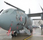 В связи с поломкой самолета ВВС Spartan, премьер вернется рейсовыми самолетами