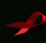 Число ВИЧ-инфицированных в Литве растет, а лечение получает только треть