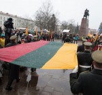 Литва отмечает День флага