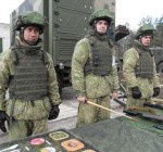 Литовские эксперты по вооружениям посещают артиллерийскую бригаду в России