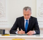 Президент Литвы обсудит со спикером сейма предстоящее обновление Кабмина в парламенте