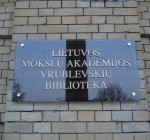 Администрация библиотеки АН Литвы: установка доски Й.Норейке согласована не полностью, но она может остаться