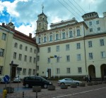 Вильнюсский университет на два дня останавливает работу в знак протеста
