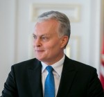 Президент Литвы скептически оценивает возможность расследования ситуации с ДГБ в Cейме