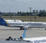 Украинские авиалинии отменяют часть рейсов в Литву