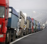 Очереди грузовиков на литовско-польской границе вновь выросли (дополнено)