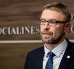 Министр: в Литве из-за карантина не работают около 200 тыс. работников