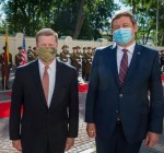 Министр обороны: Литва надеется подписать в сентябре договор о приобретении Black Hawk