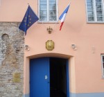 У работников посольства Франции, заразившихся вирусом, в Литве было 26 контактов риска