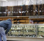 Президент США Джо Байден назвал позором ситуацию с контролем над оружием в Америке