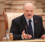 Лукашенко заявил о закрытии границы с Украиной