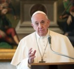 Папа Римский Франциск призвал к миру на земле
