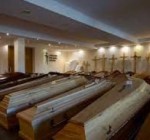 Расследование: компания, находящаяся в управлении Церкви, продавала использованные гробы