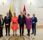 16 февраля - государственные награды получили более 60 граждан Литвы и иностранных государств