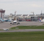 Вильнюсский аэропорт вновь открылся после инцидента на взлетно-посадочной полосе