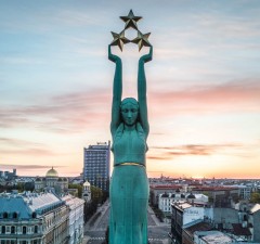 Латвия празднует День независимости