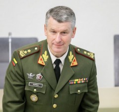 Командующий ВС Литвы: вероятность войны действительно большая