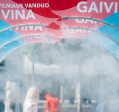 В жару жителей столицы Литвы охладит "водяной туман"
