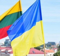А. Анушаускас: Литва направила Украине гаубицы из своего резерва