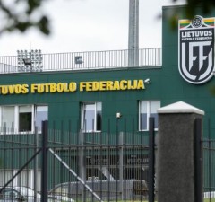 Прямое управление в Литовской федерации футбола означало бы исключение из турниров