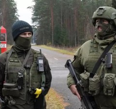 Литовские пограничники перенимают у армии 500 автоматических винтовок